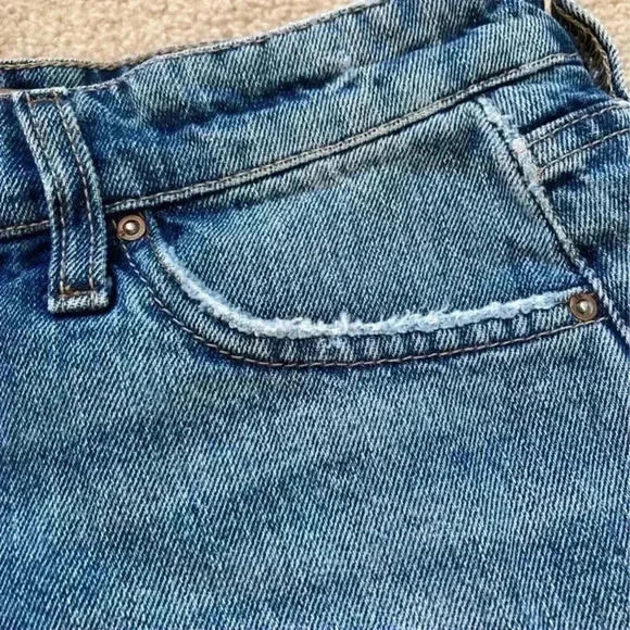 Joes jeans collectors edition fray hem shorts in size 25W - Picture 2 of 6